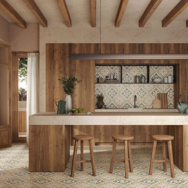 Carrelage effet carreau de ciment, Collection 1827 chez Piastrella - cuisine avec crédence et sol assortis