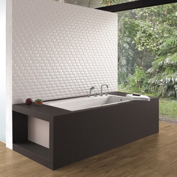 Carrelage Bardelli Libra chez Piastrella - salle de bain baignoire mur relief blanc et noir