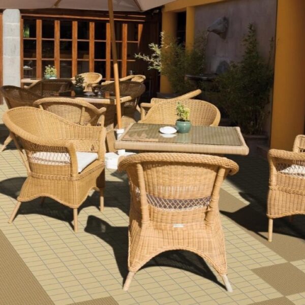 Carrelage Bardelli Open space chez Piastrella - terrasse mobilier en rotin coloris Calcite