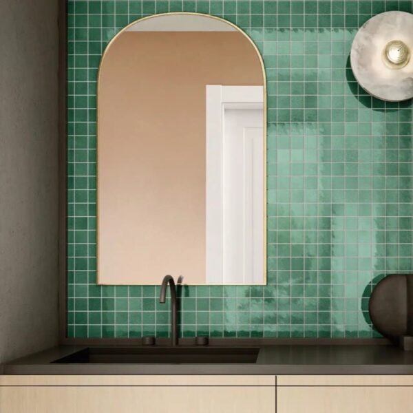 Carrelage Bardelli Riflessi chez Piastrella - salle de bain miroir coloris Smeraldo