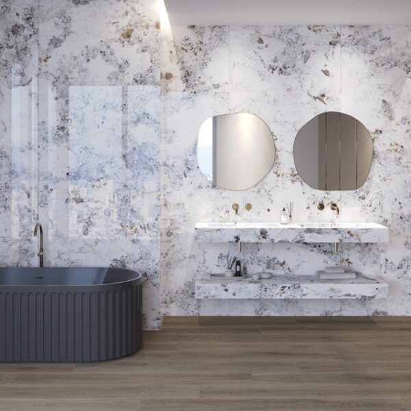 Carrelage effet marbre, Artic chez Piastrella - salle de bain avec baignoire et double vasque