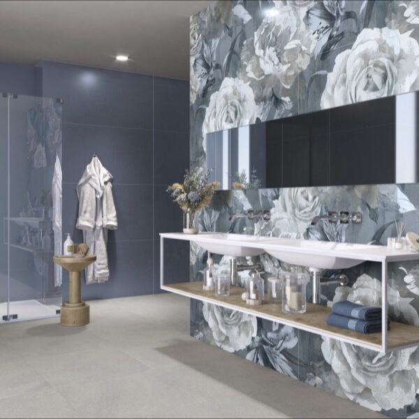 Carrelage effet marbre, Quattro Toni chez Piastrella - mur de douche motif floral coloris Woad
