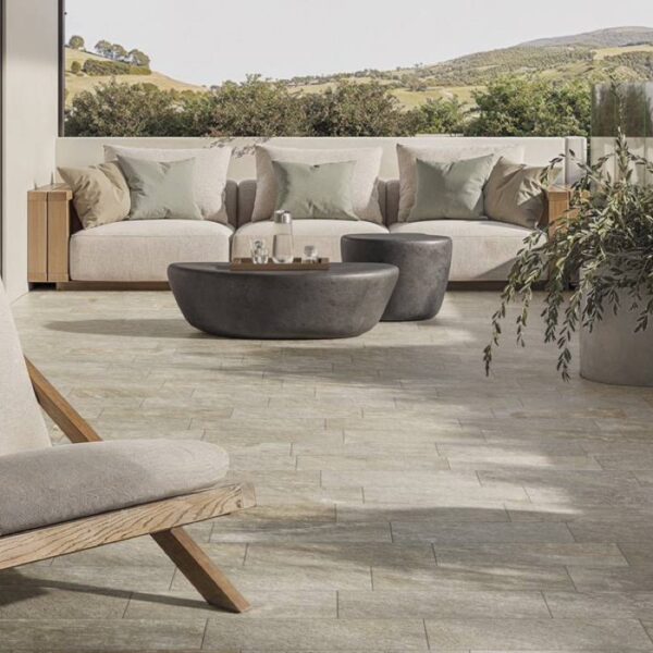 Carrelage effet pierre, Clay Horizon chez Piastrella - terrasse extérieure coloris Wild