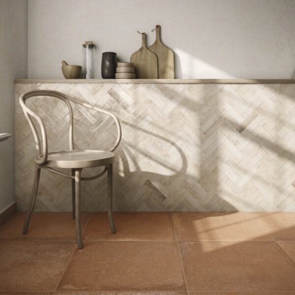 Carrelage effet zellige, Émotion Pure chez Piastrella - pose chevron coloris Bone