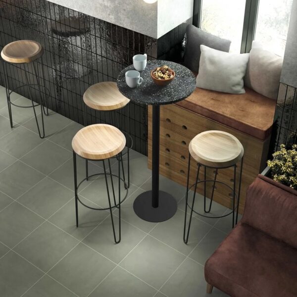 Carrelage mat uni, Kromatic chez Piastrella - sol de bar coloris Grey