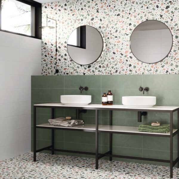 Carrelage uni mat, Stay Collection chez Piastrella - salle de bain vert menthe